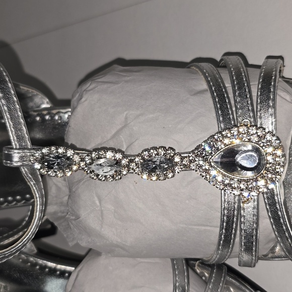 Michaelangelo Meg Silver Rhinestone Detail Special Event Womens Size 9.5 - Picture 7 of 12